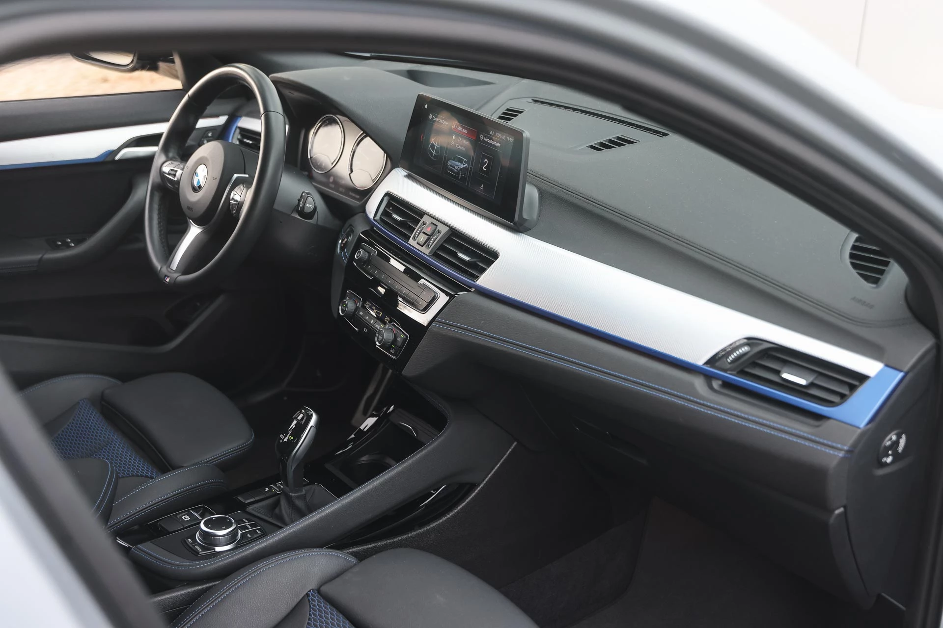 Hoofdafbeelding BMW X2