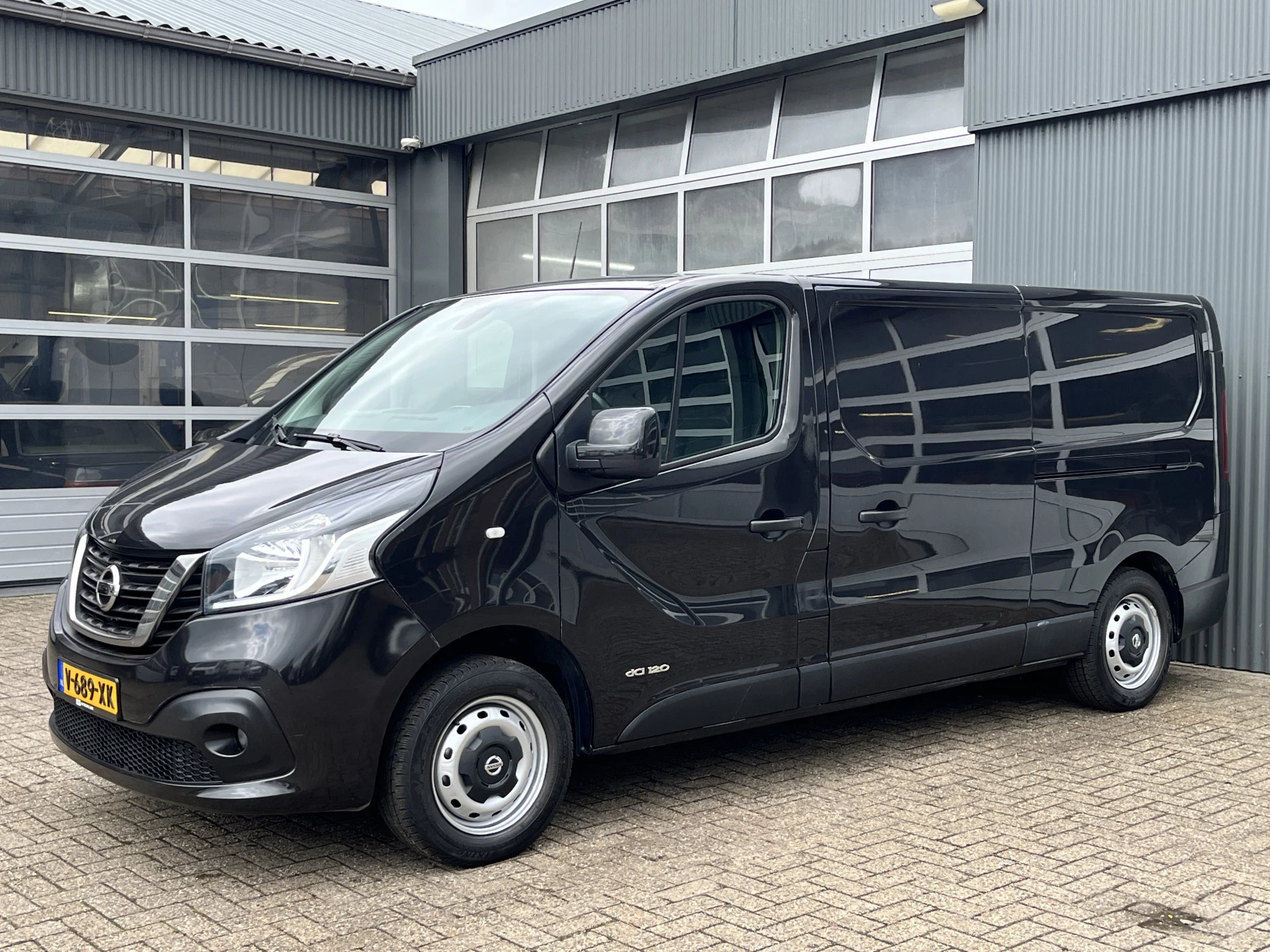 Hoofdafbeelding Nissan NV300