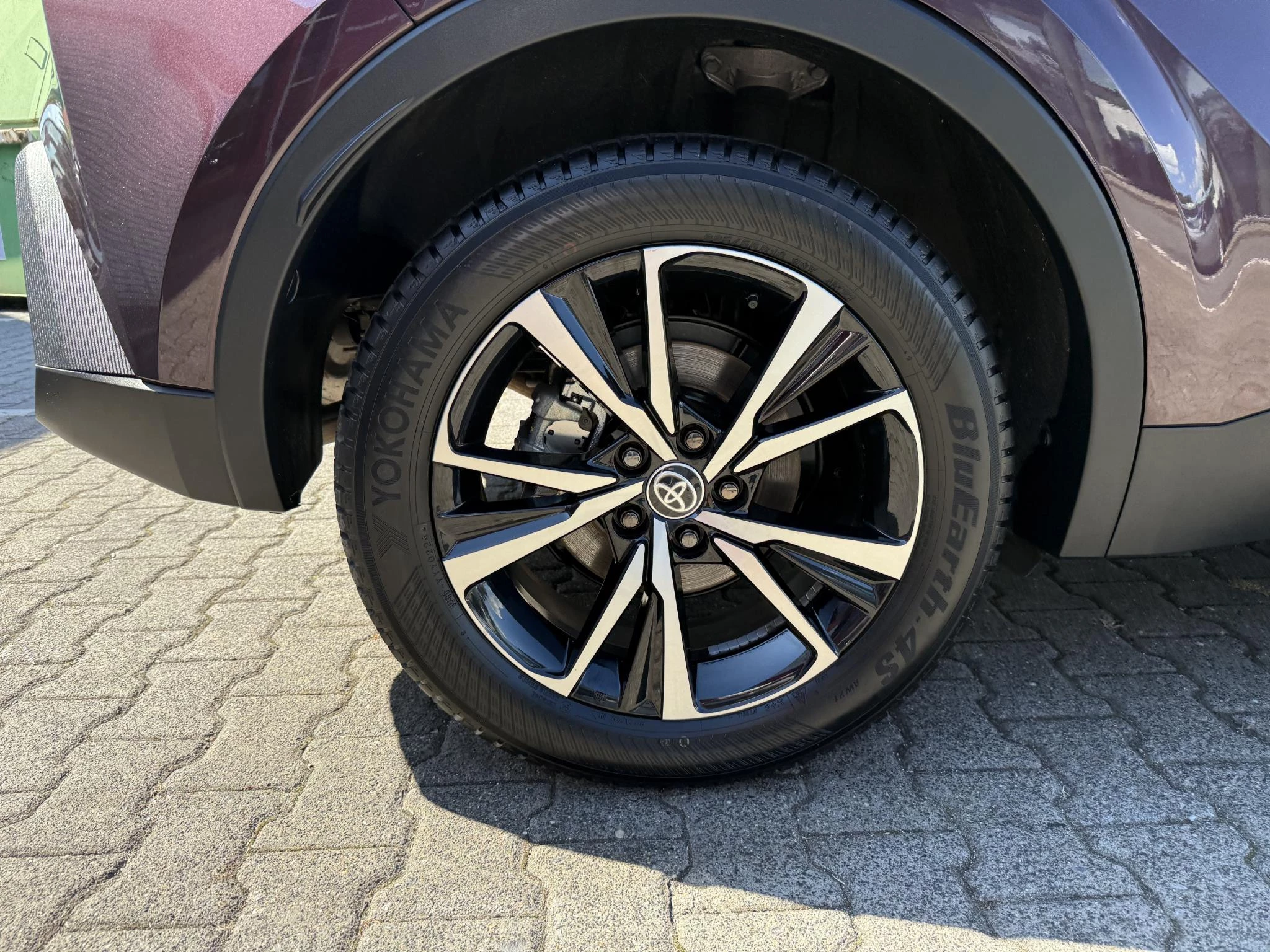 Hoofdafbeelding Toyota C-HR