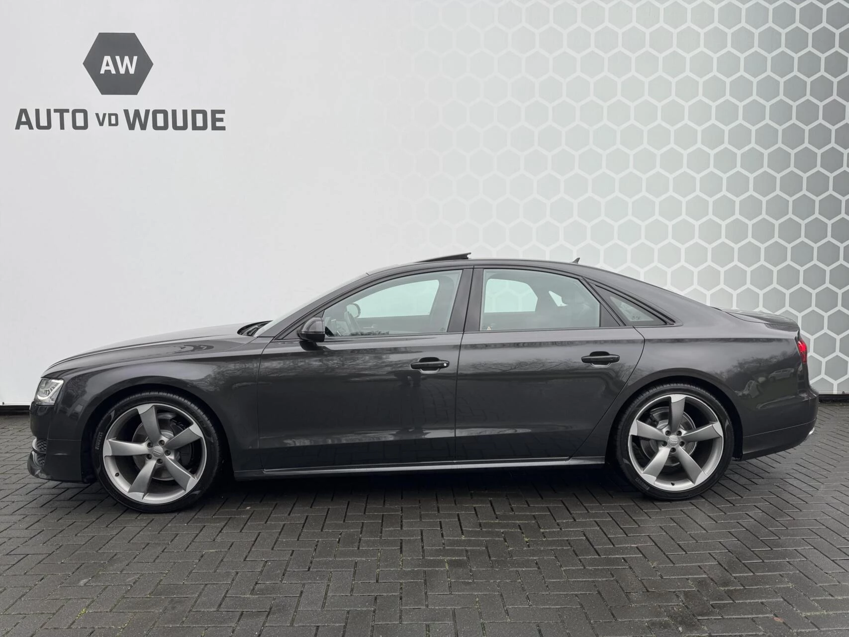 Hoofdafbeelding Audi A8