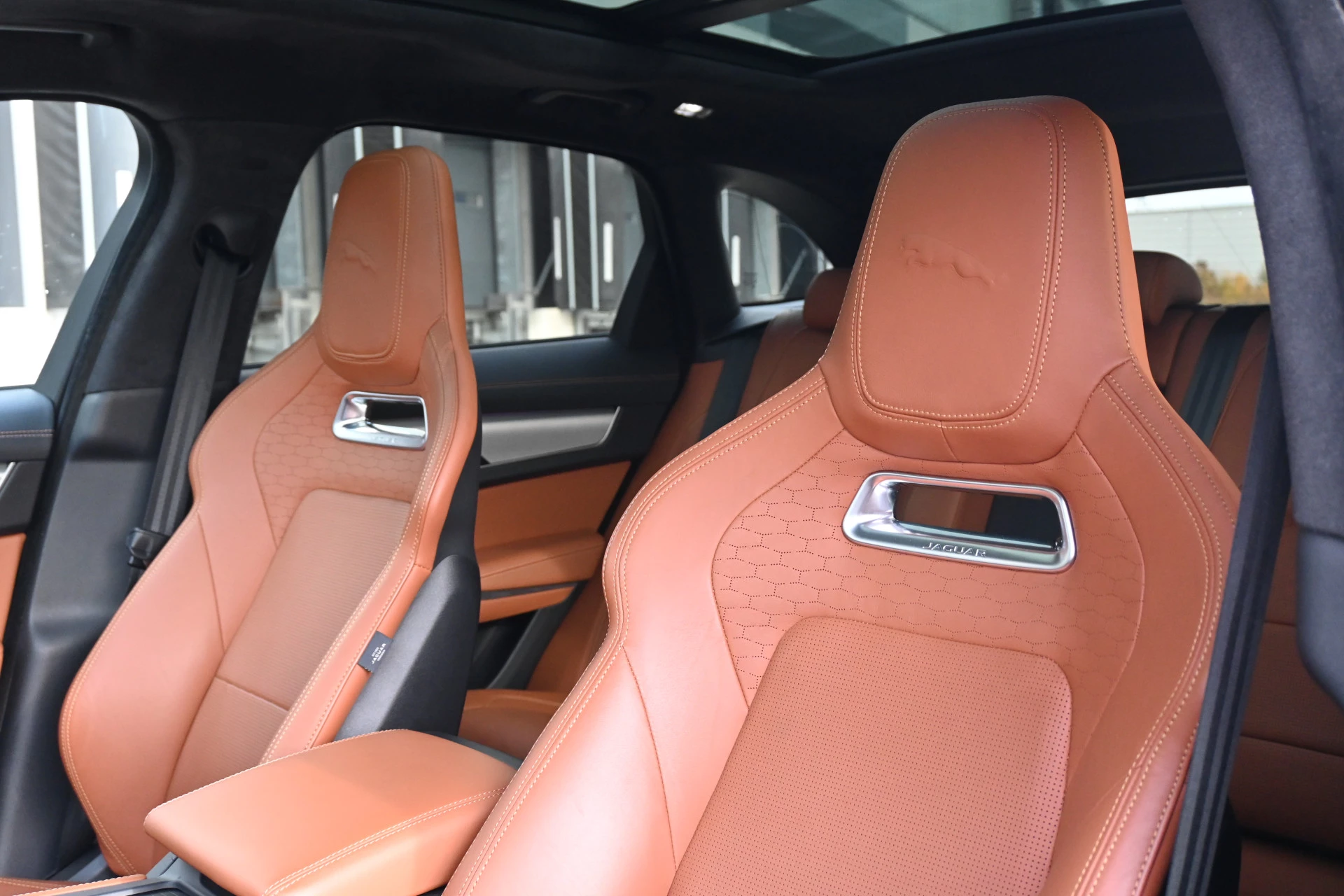 Hoofdafbeelding Jaguar F-PACE