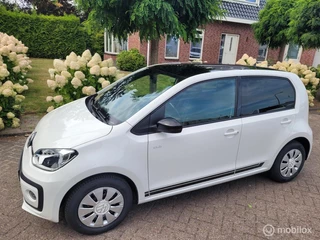 Volkswagen Up! 1.0 BMT take up! Club, airco, zwart dak,5 drs