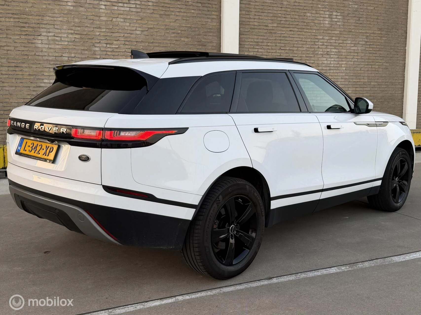 Hoofdafbeelding Land Rover Range Rover Velar