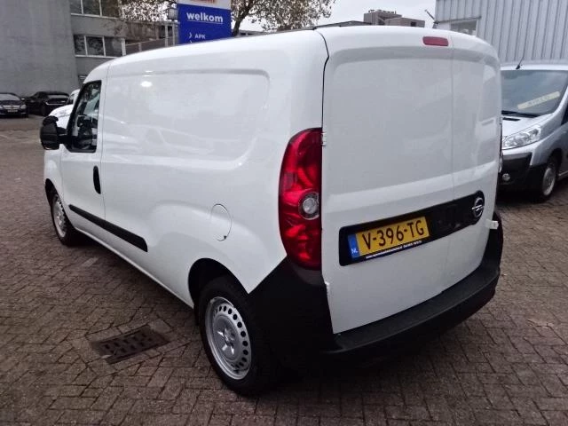 Hoofdafbeelding Opel Combo