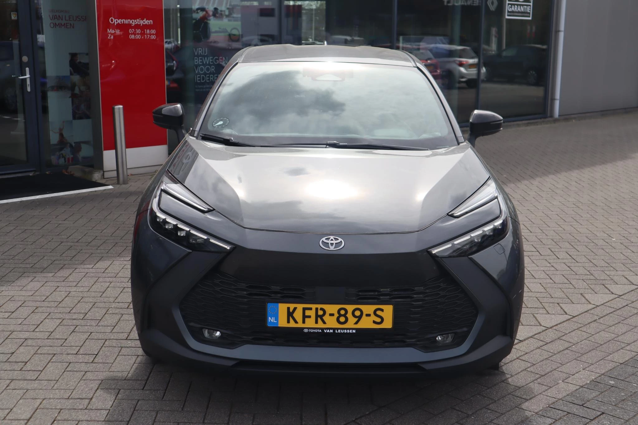 Hoofdafbeelding Toyota C-HR