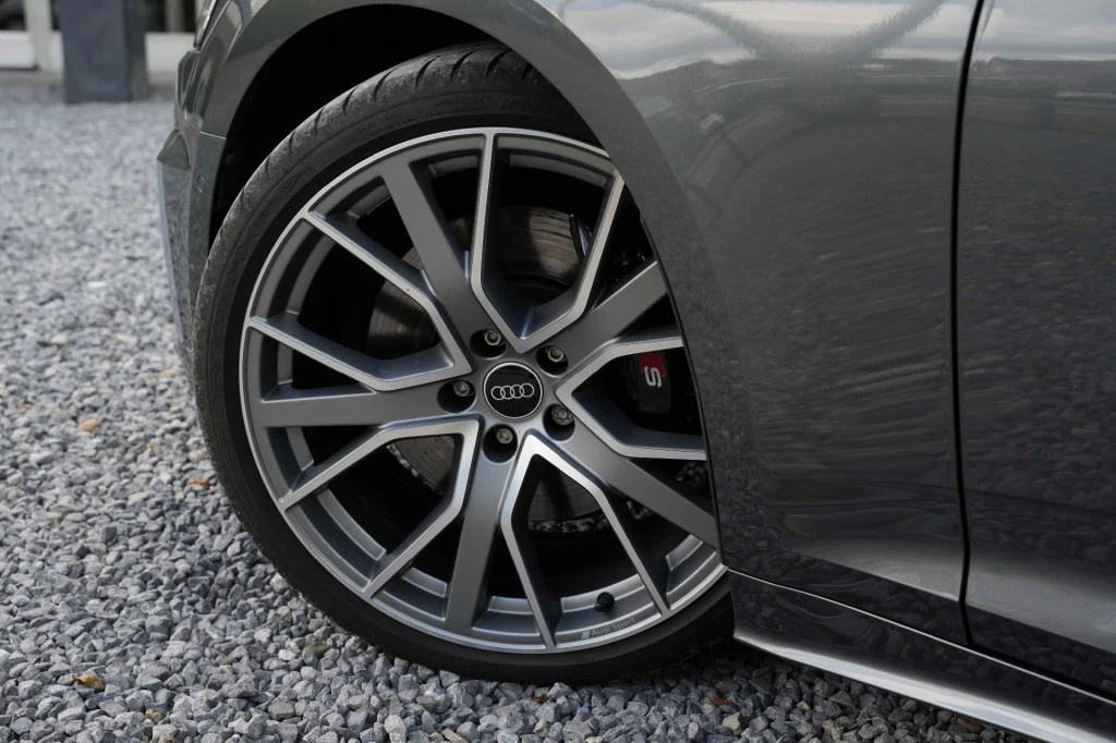 Hoofdafbeelding Audi S5