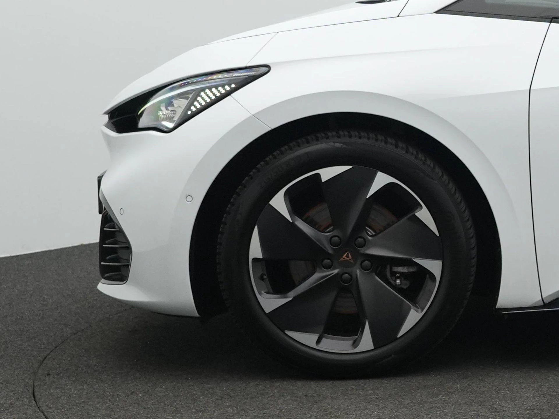 Hoofdafbeelding CUPRA Born