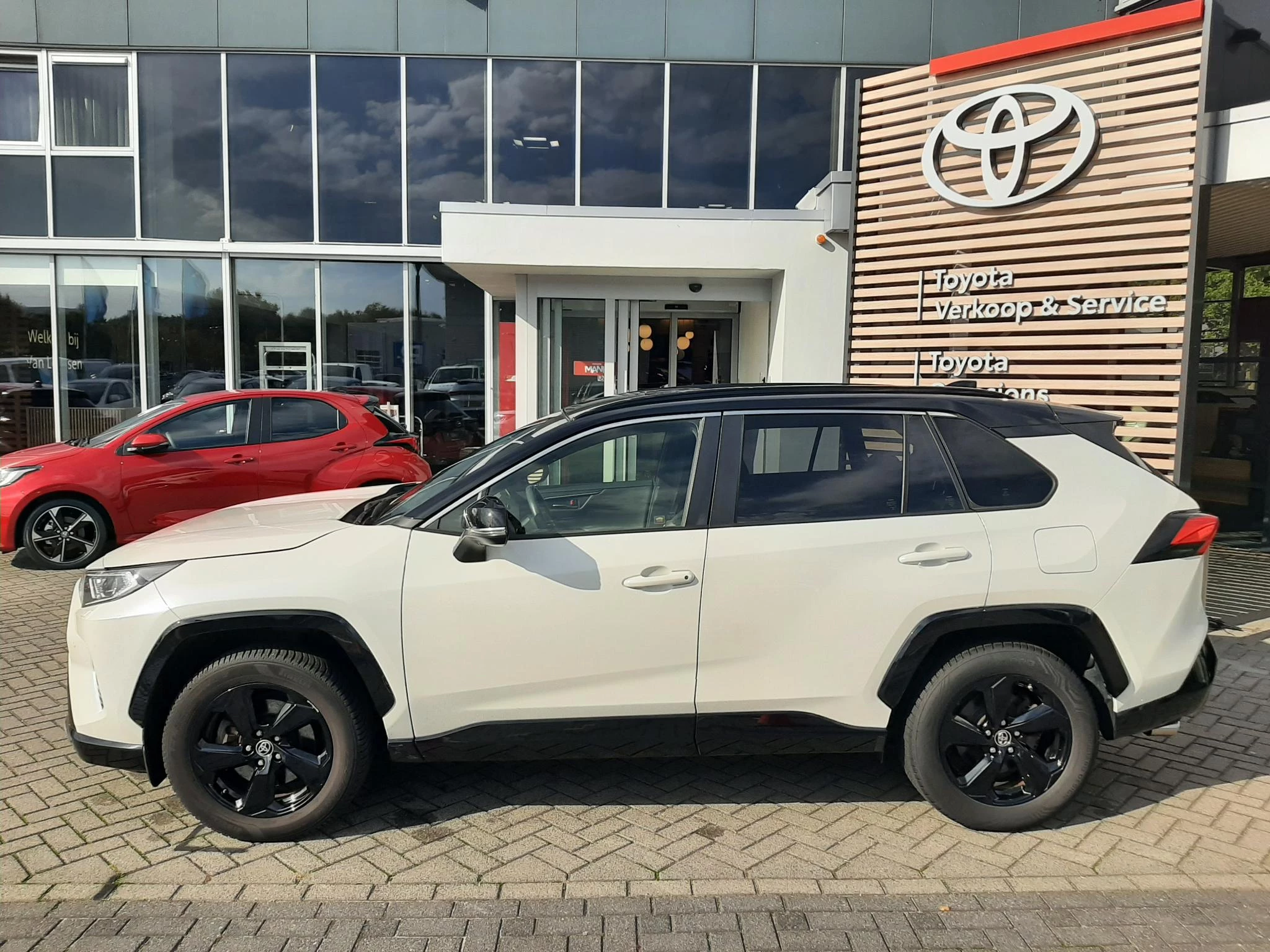 Hoofdafbeelding Toyota RAV4