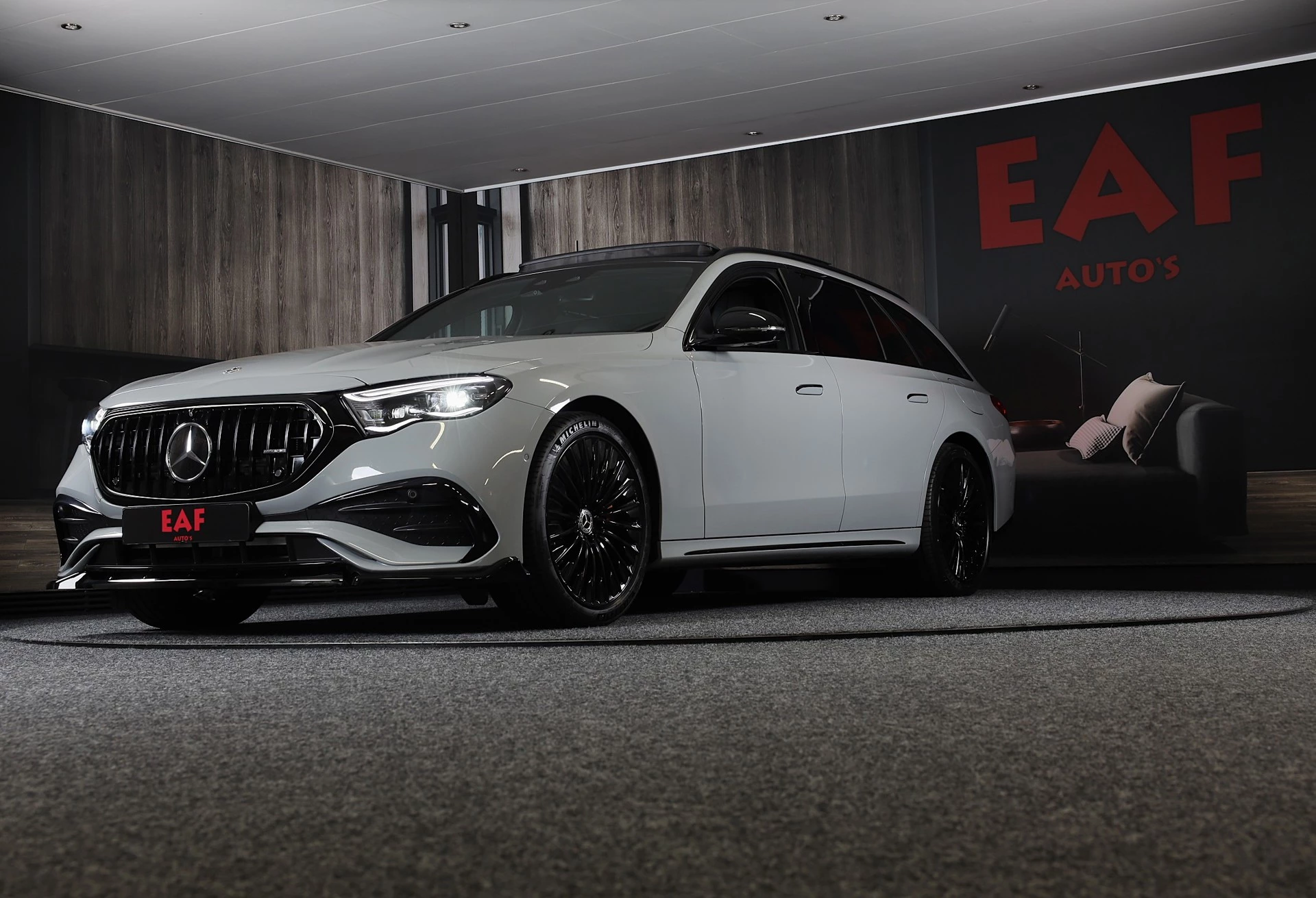 Hoofdafbeelding Mercedes-Benz E-Klasse