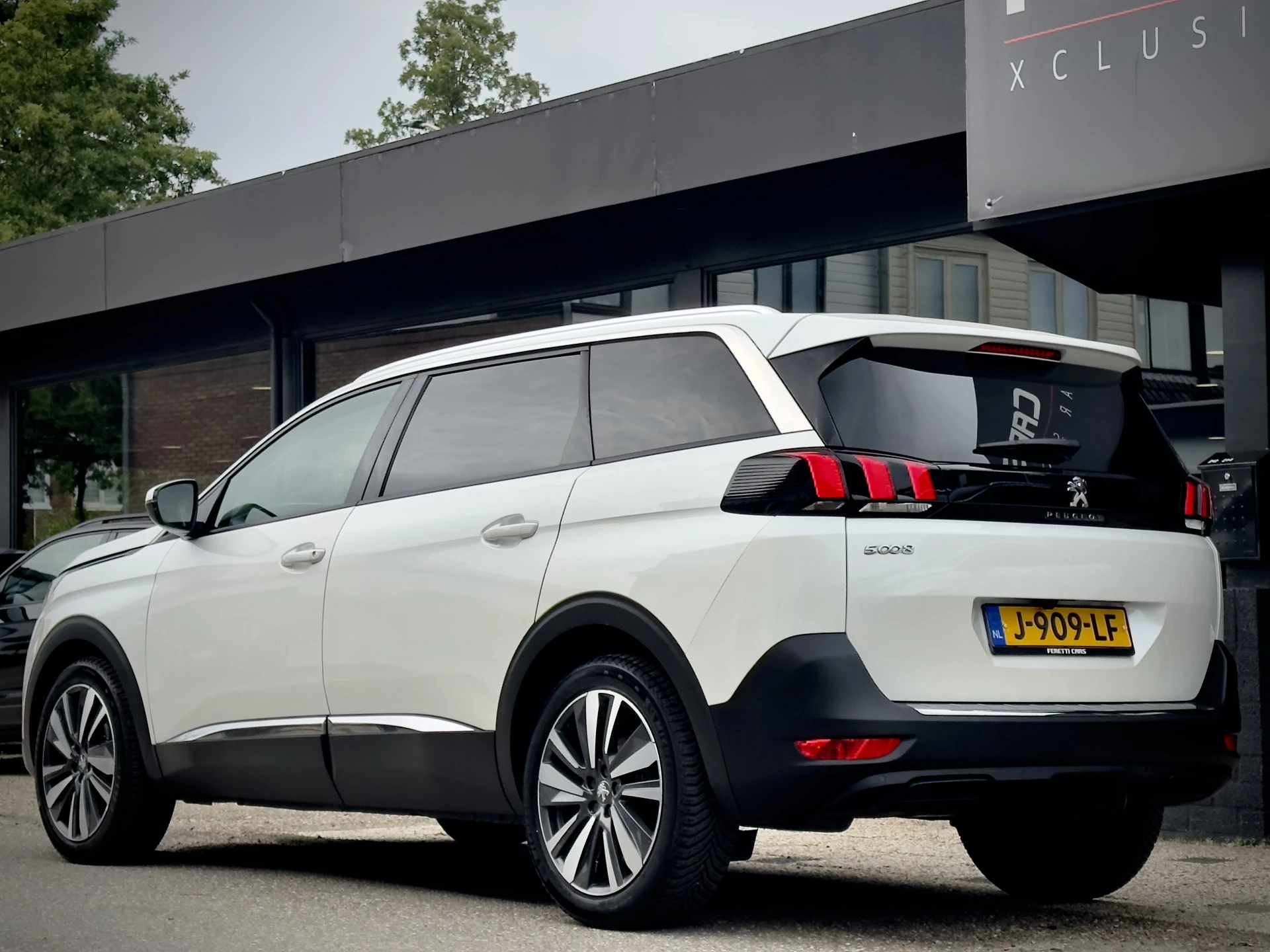 Hoofdafbeelding Peugeot 5008