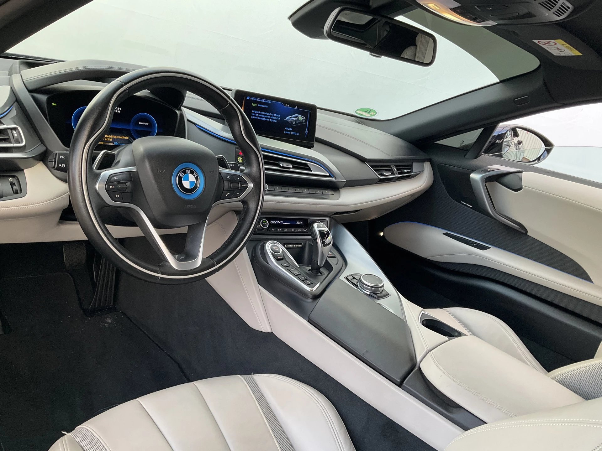 Hoofdafbeelding BMW i8