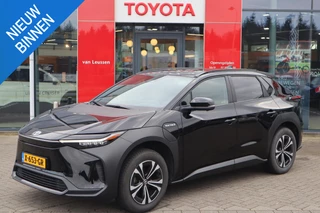 Toyota bZ4X DYNAMIC 71KWH 3-FASE 360-CAMERA STUUR/STOELVERW. EL-ACHTERKLEP WARMTEPOMP ANDROID/APPLE NL-AUTO
