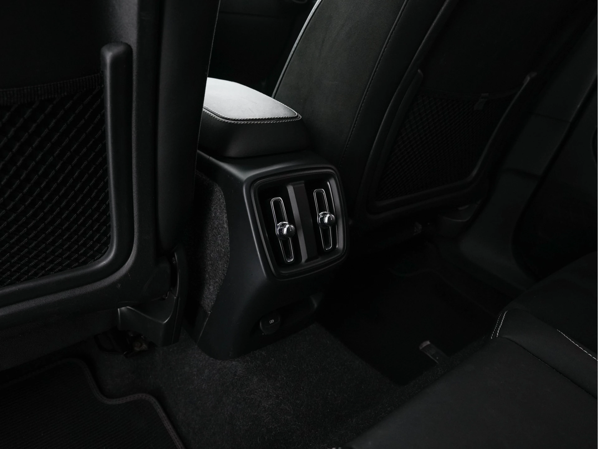 Hoofdafbeelding Volvo C40