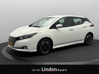 Hoofdafbeelding Nissan Leaf Nissan Leaf Acenta 40 kWh SOH 95,9% | 10000KM | Warmtepomp | Camera | DAB | Dodehoekdetectie