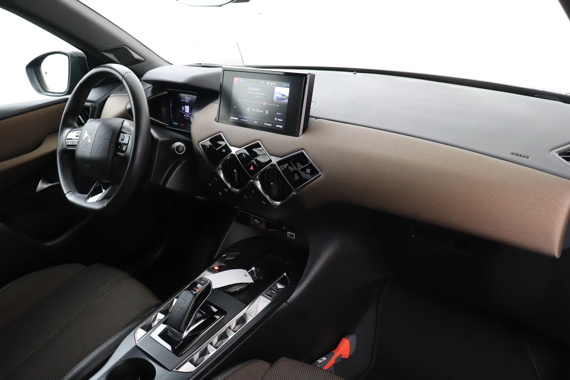 Hoofdafbeelding DS DS 3