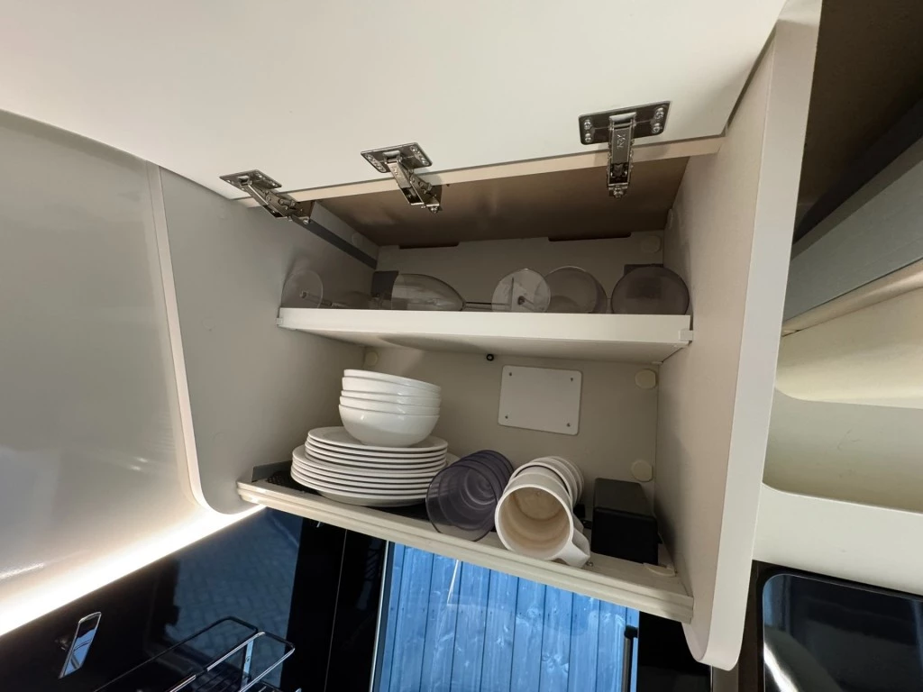 Hoofdafbeelding McLouis Carat 473