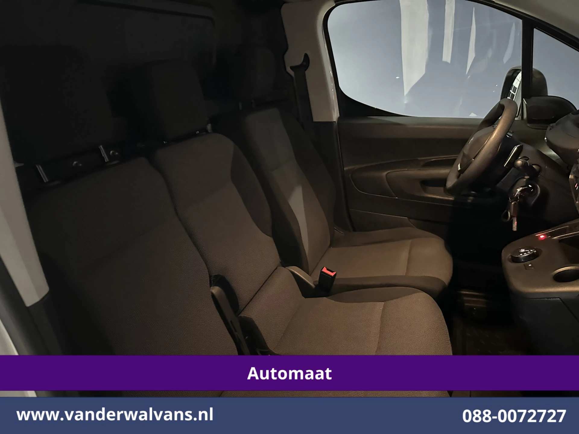 Hoofdafbeelding Peugeot Partner