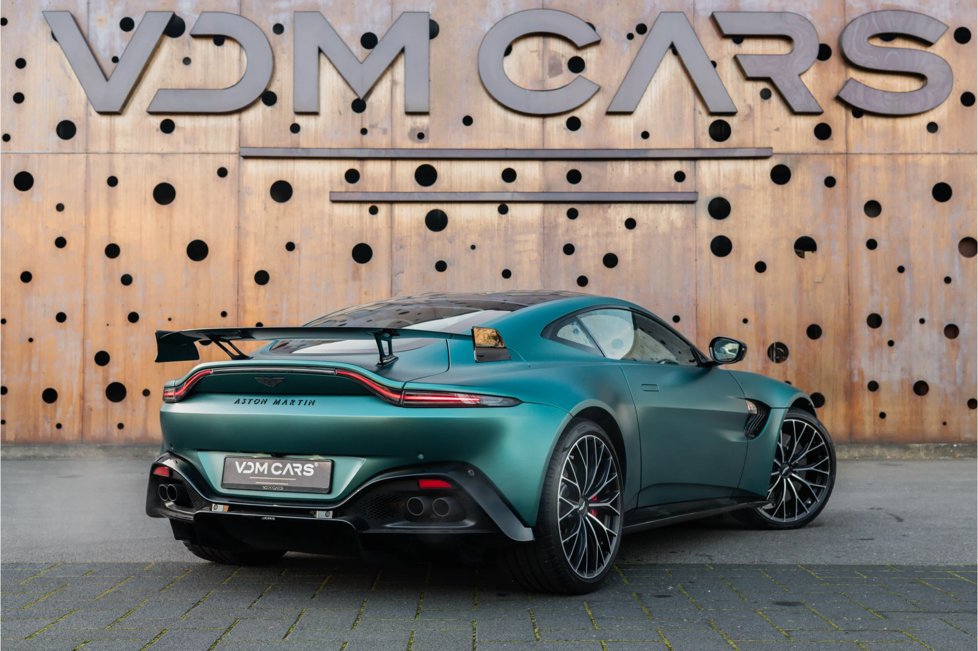 Hoofdafbeelding Aston Martin V8 Vantage