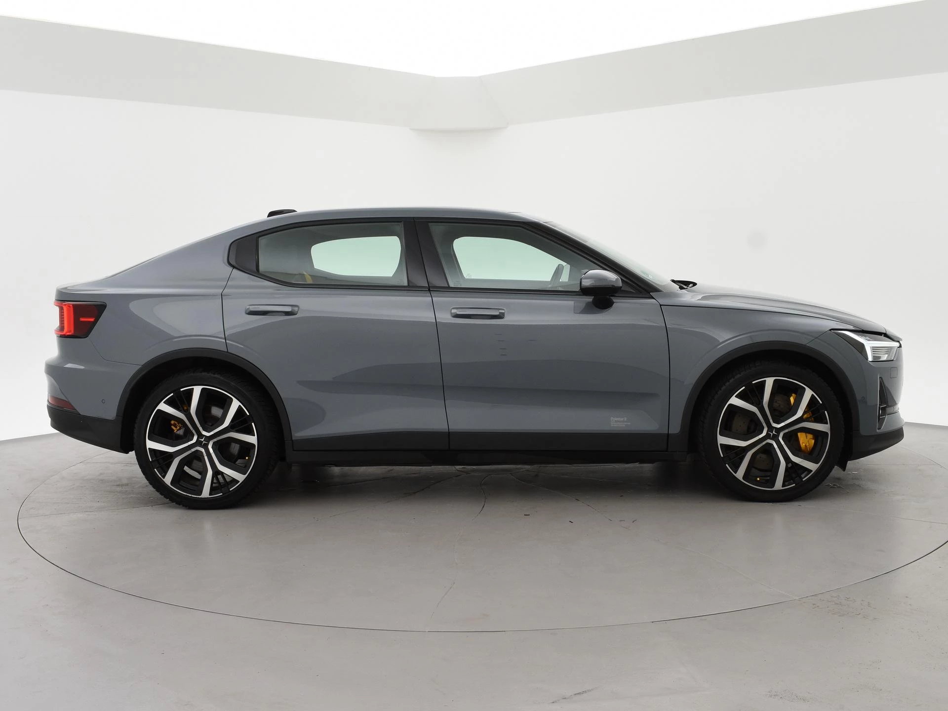 Hoofdafbeelding Polestar 2