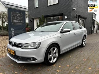 Hoofdafbeelding Volkswagen Jetta Volkswagen Jetta 1.4 TSI Hybrid Highline / Camera / Xenon / PDC