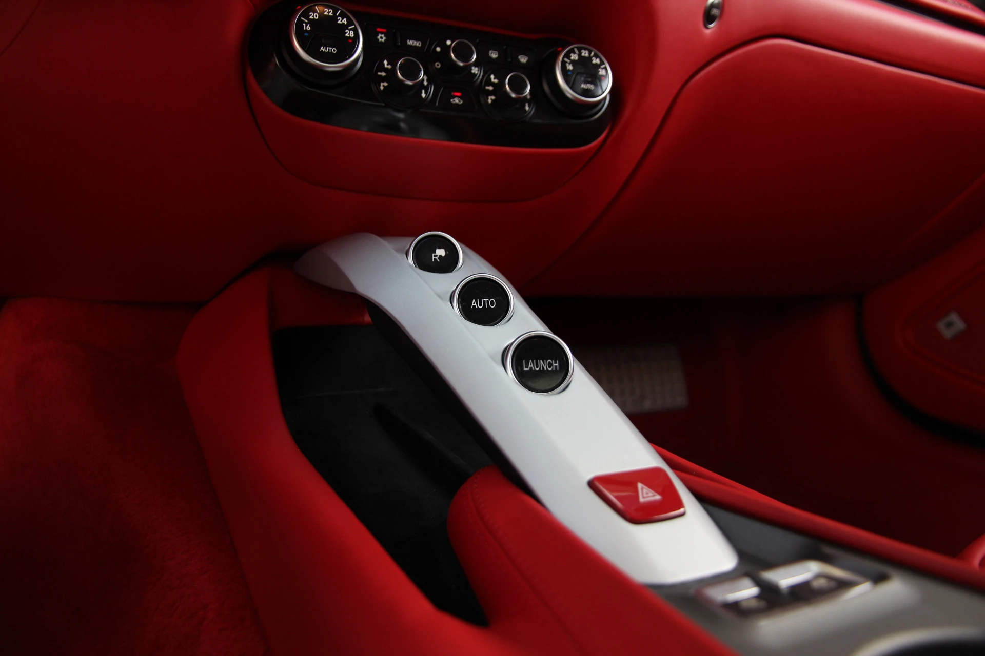 Hoofdafbeelding Ferrari F12