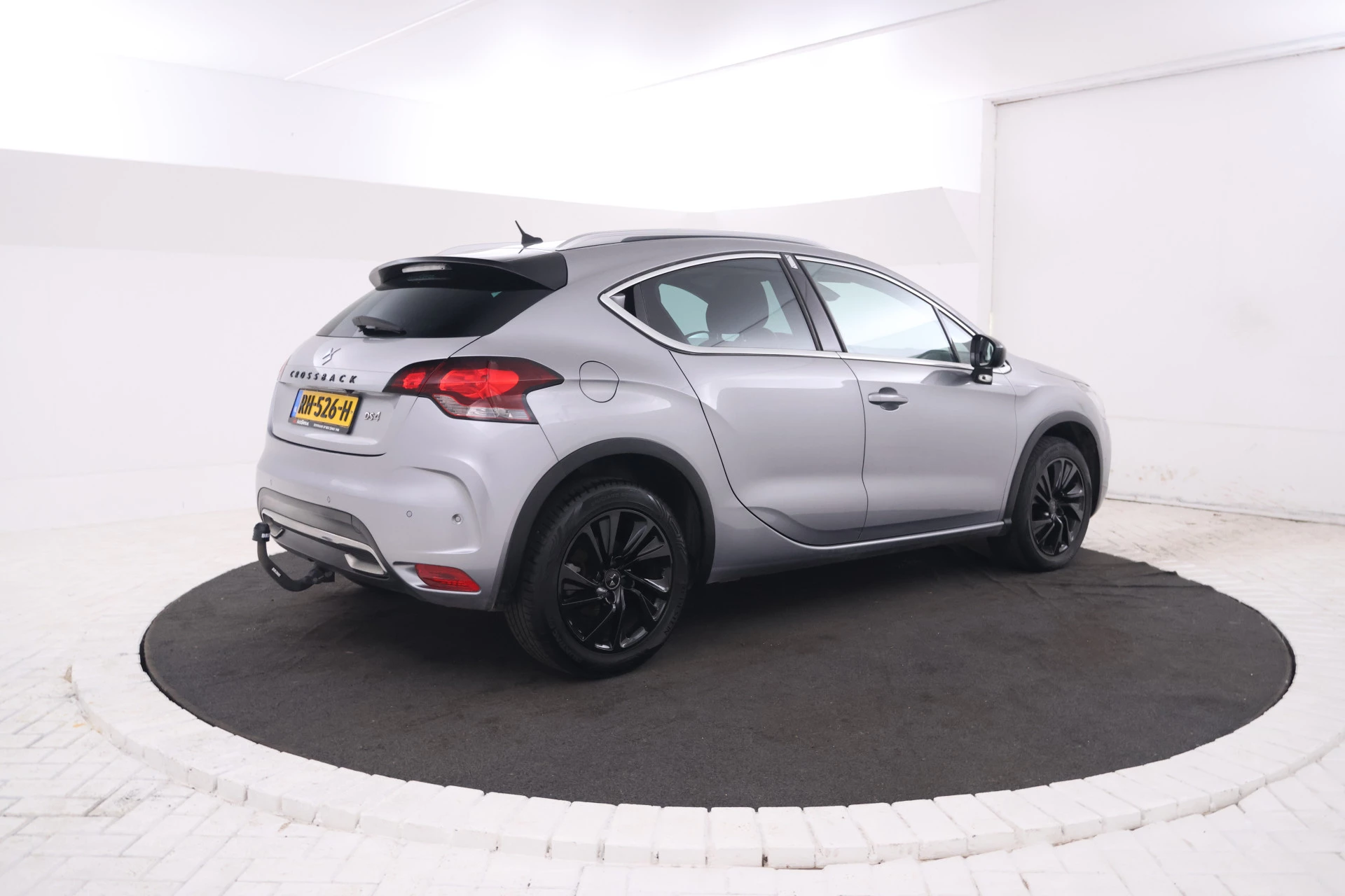 Hoofdafbeelding DS DS 4