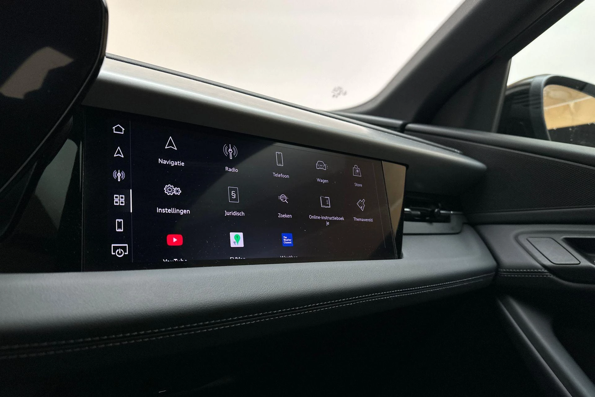 Hoofdafbeelding Audi Q6 e-tron