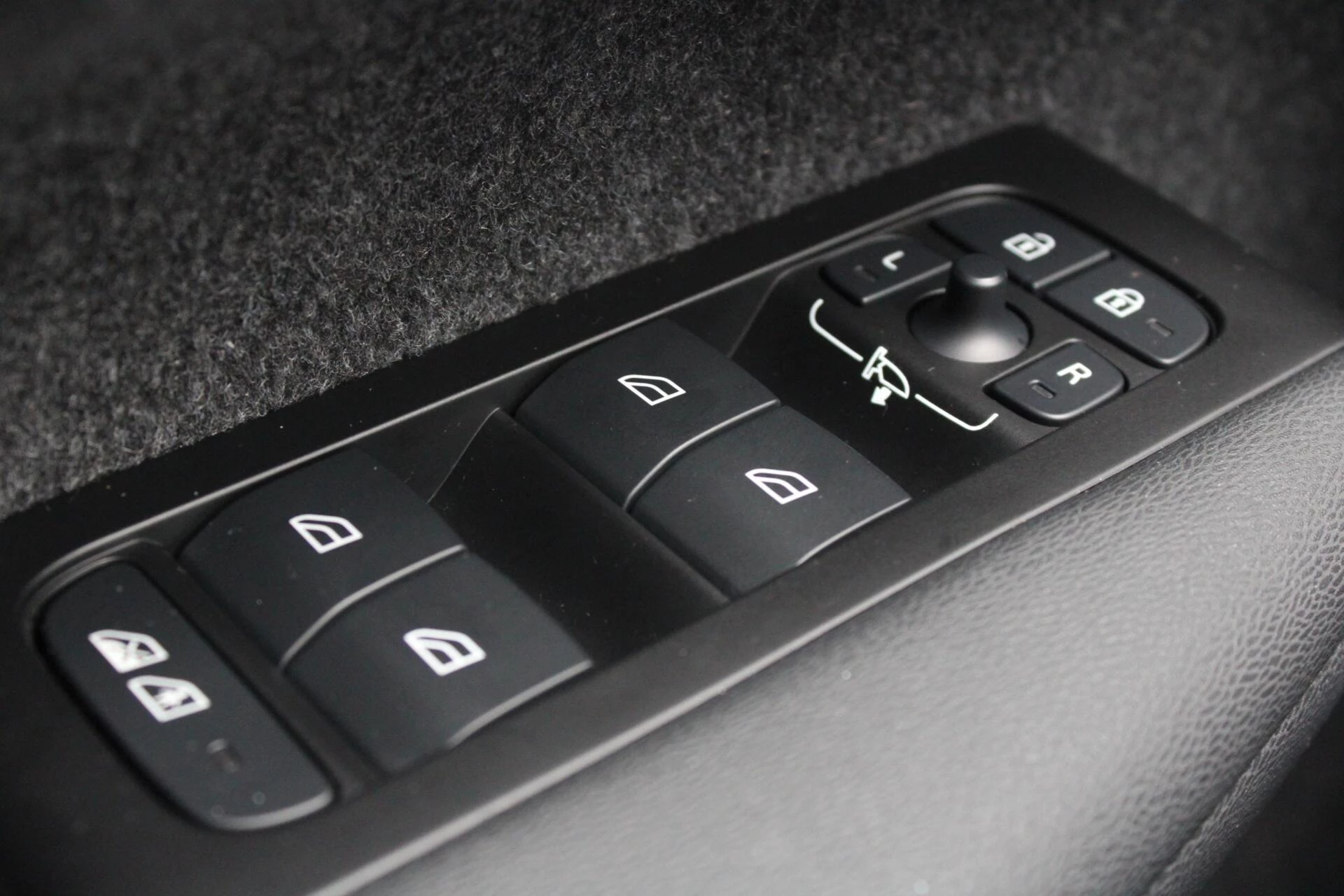 Hoofdafbeelding Volvo C40