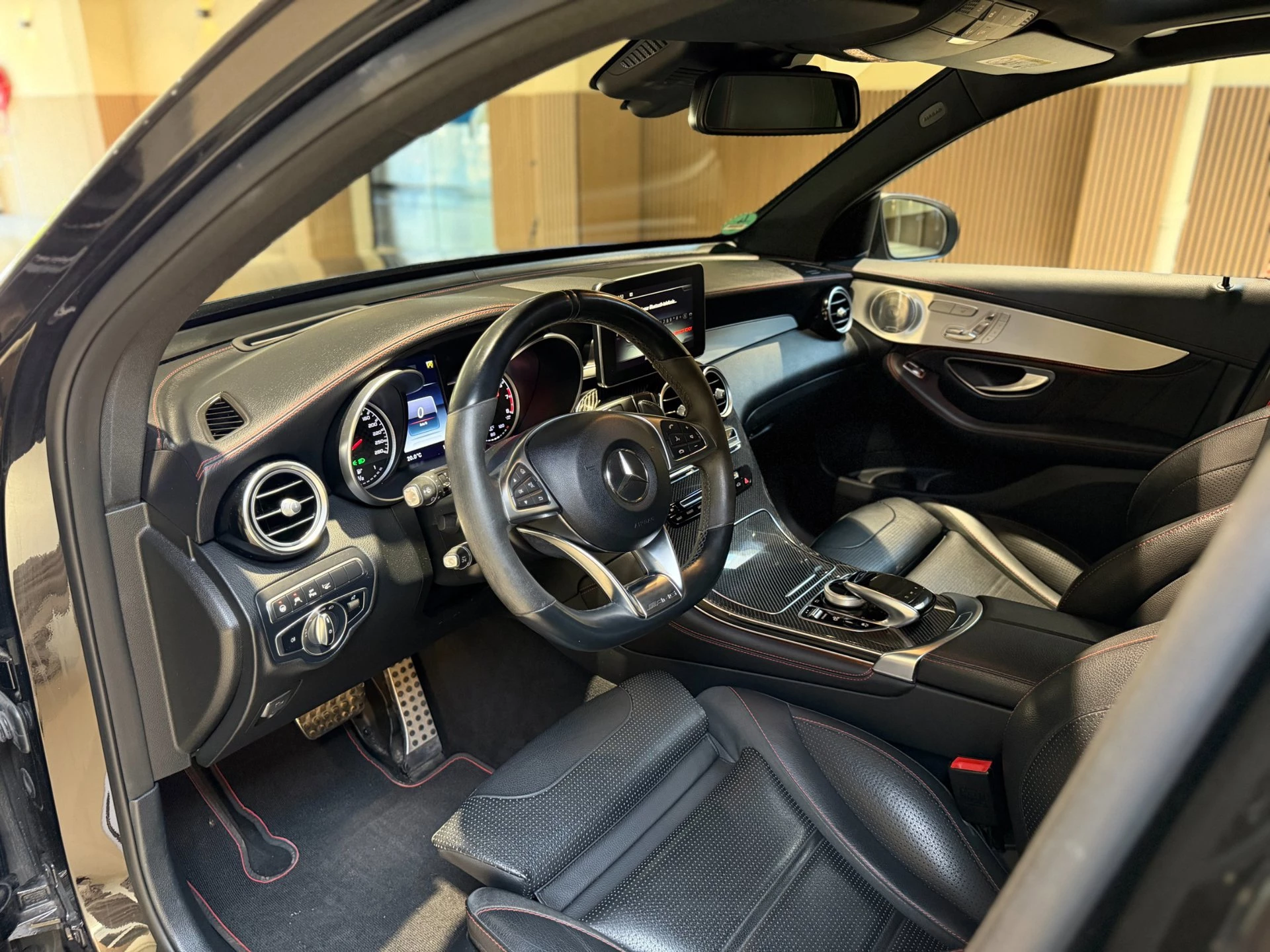 Hoofdafbeelding Mercedes-Benz GLC