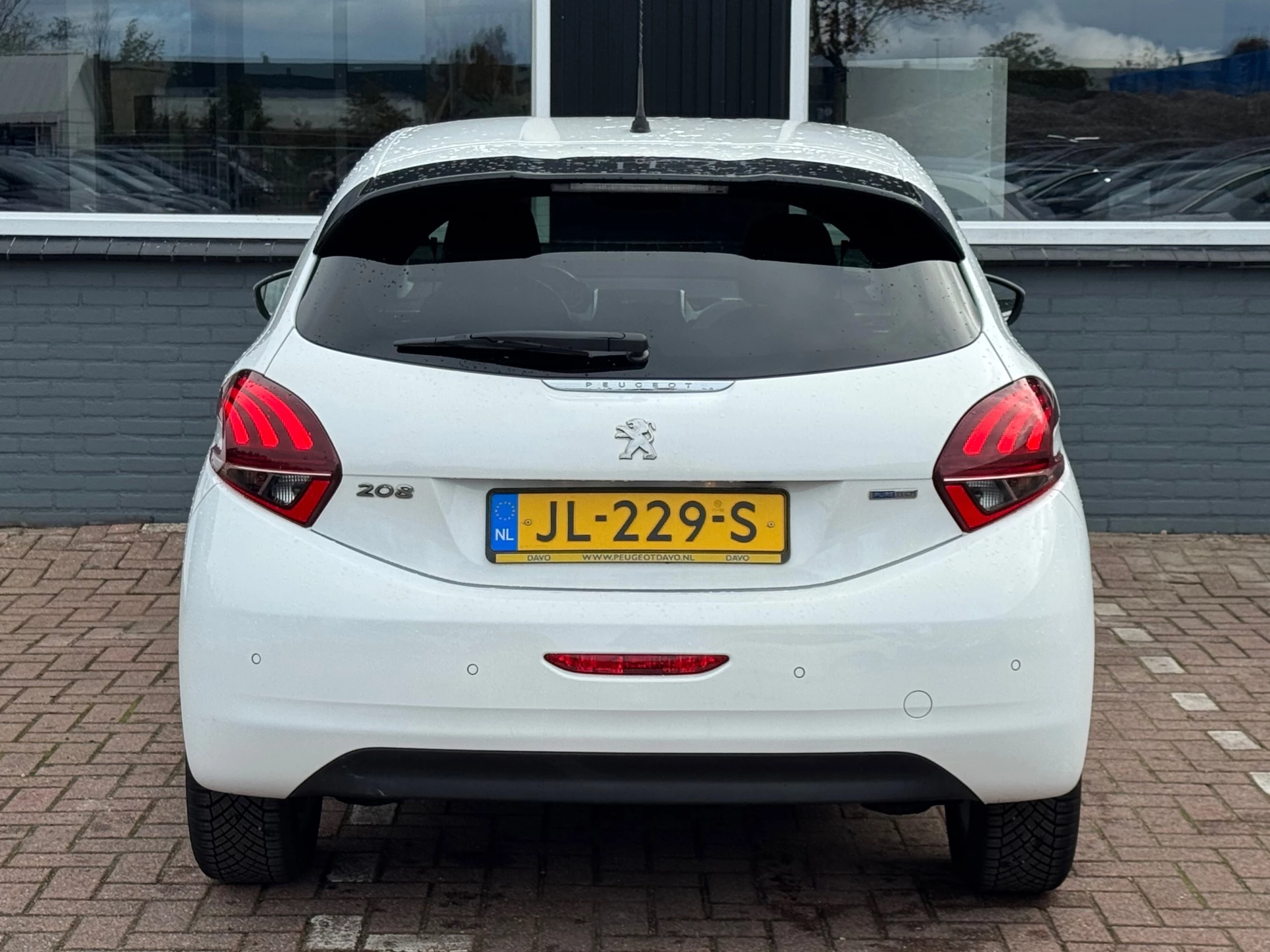 Hoofdafbeelding Peugeot 208