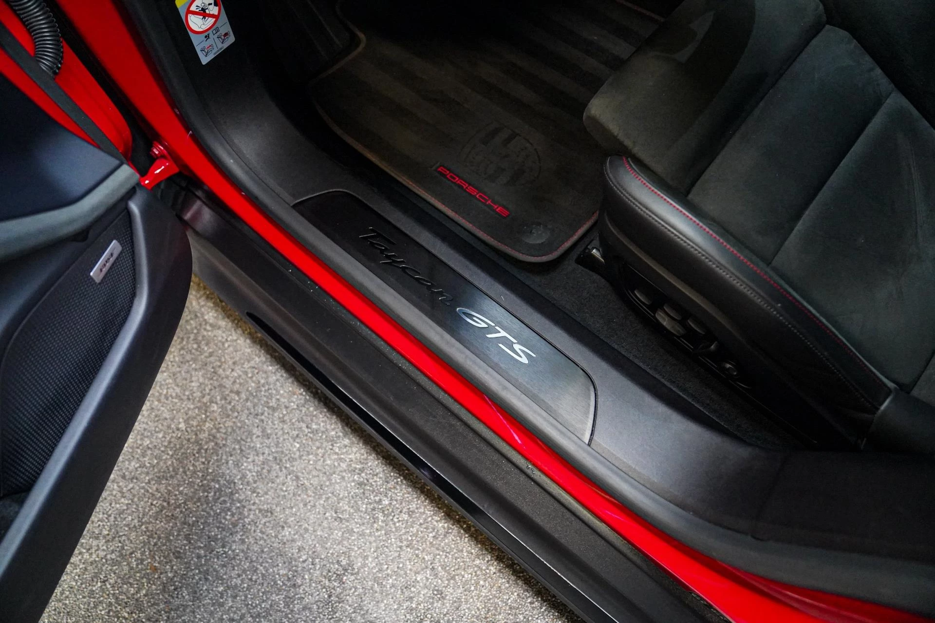 Hoofdafbeelding Porsche Taycan