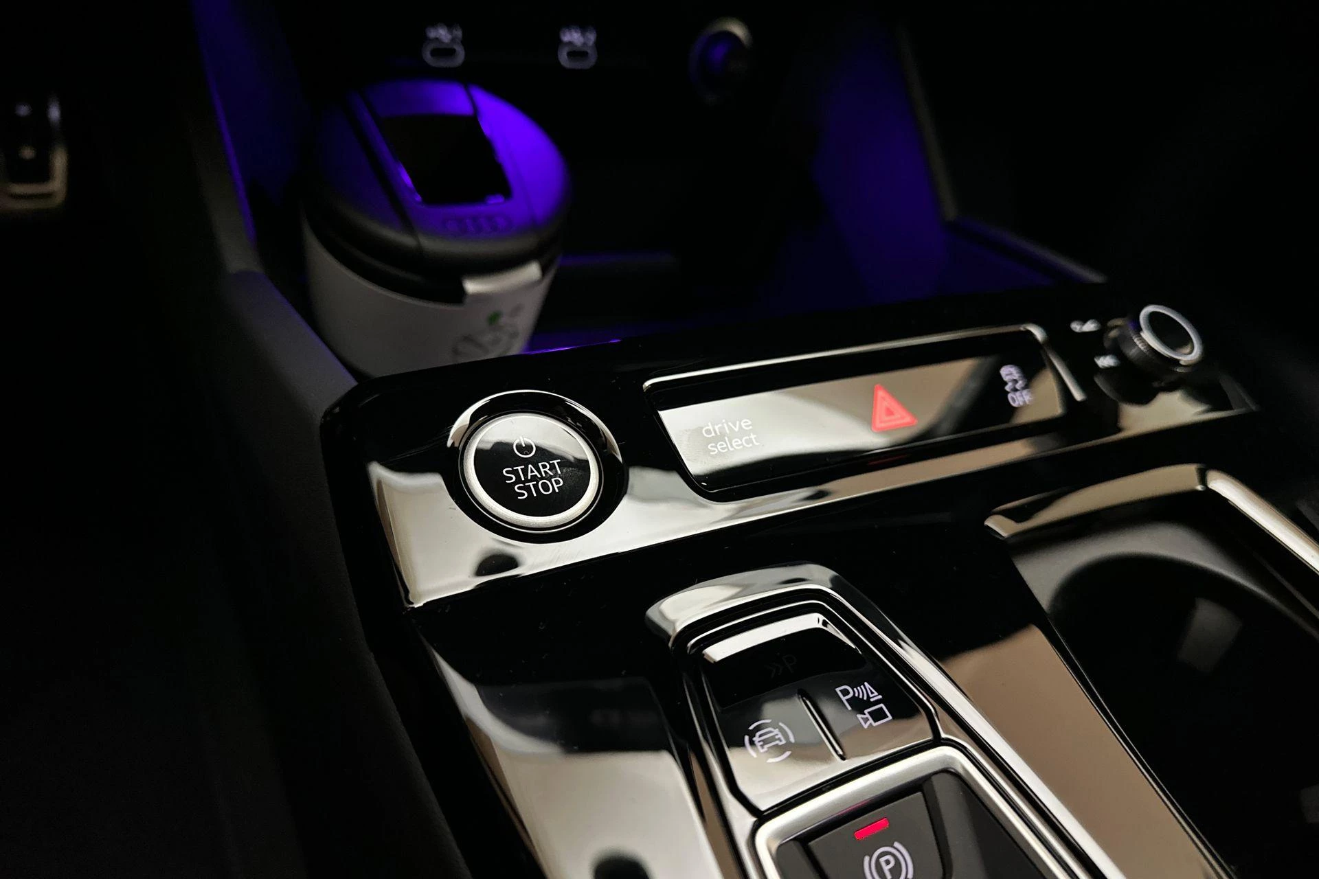 Hoofdafbeelding Audi A6 e-tron