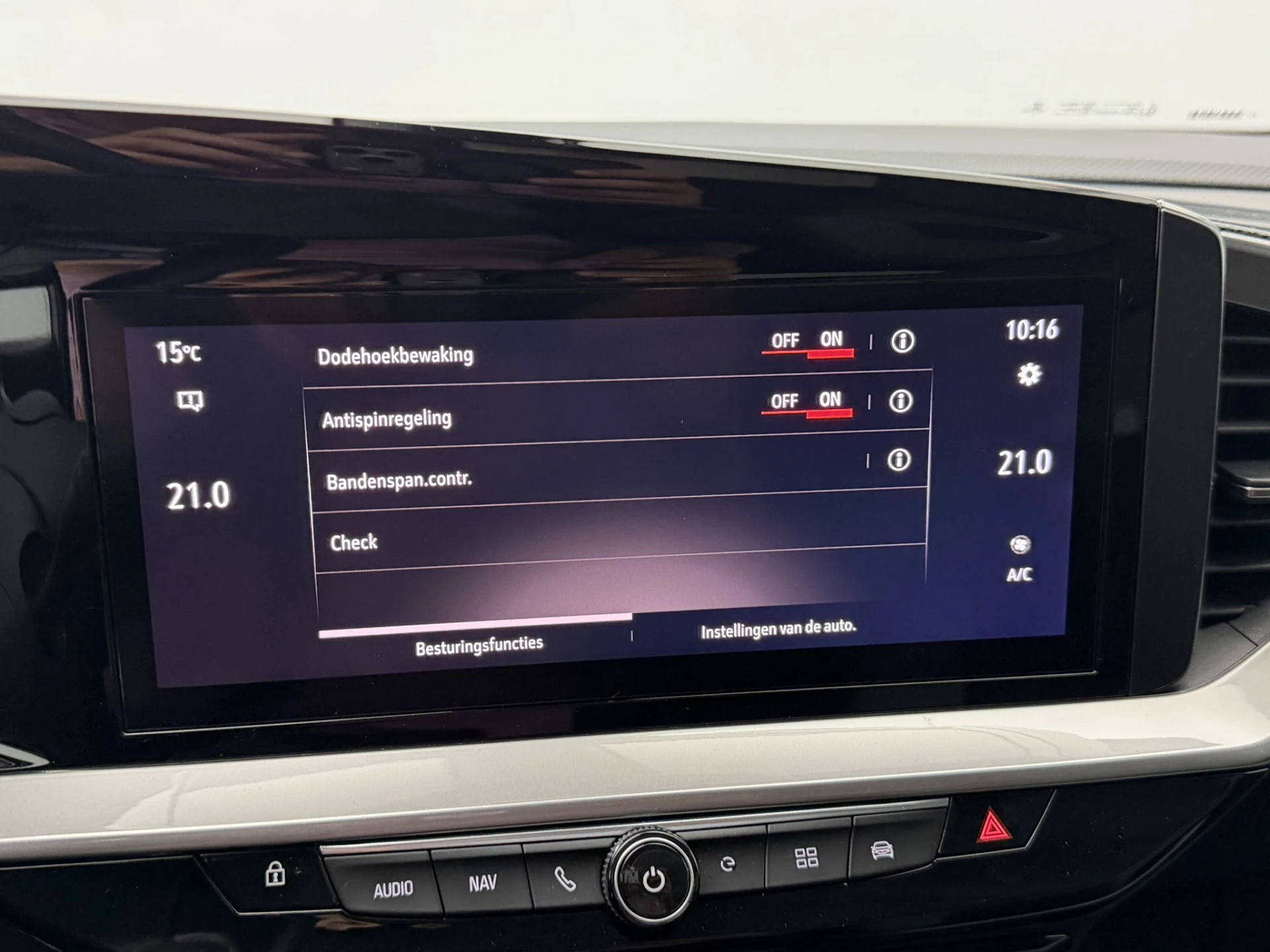 Hoofdafbeelding Opel Mokka-e
