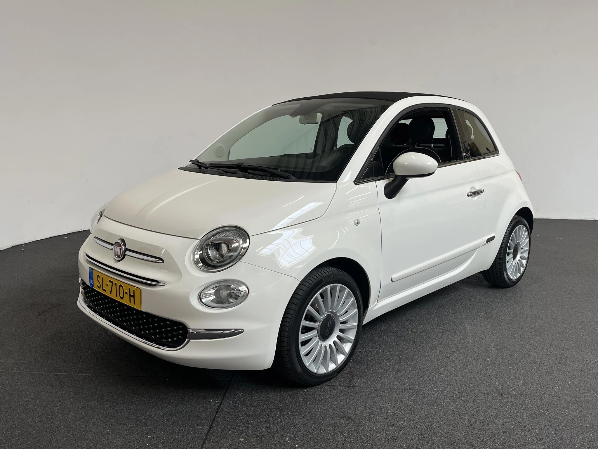 Hoofdafbeelding Fiat 500C