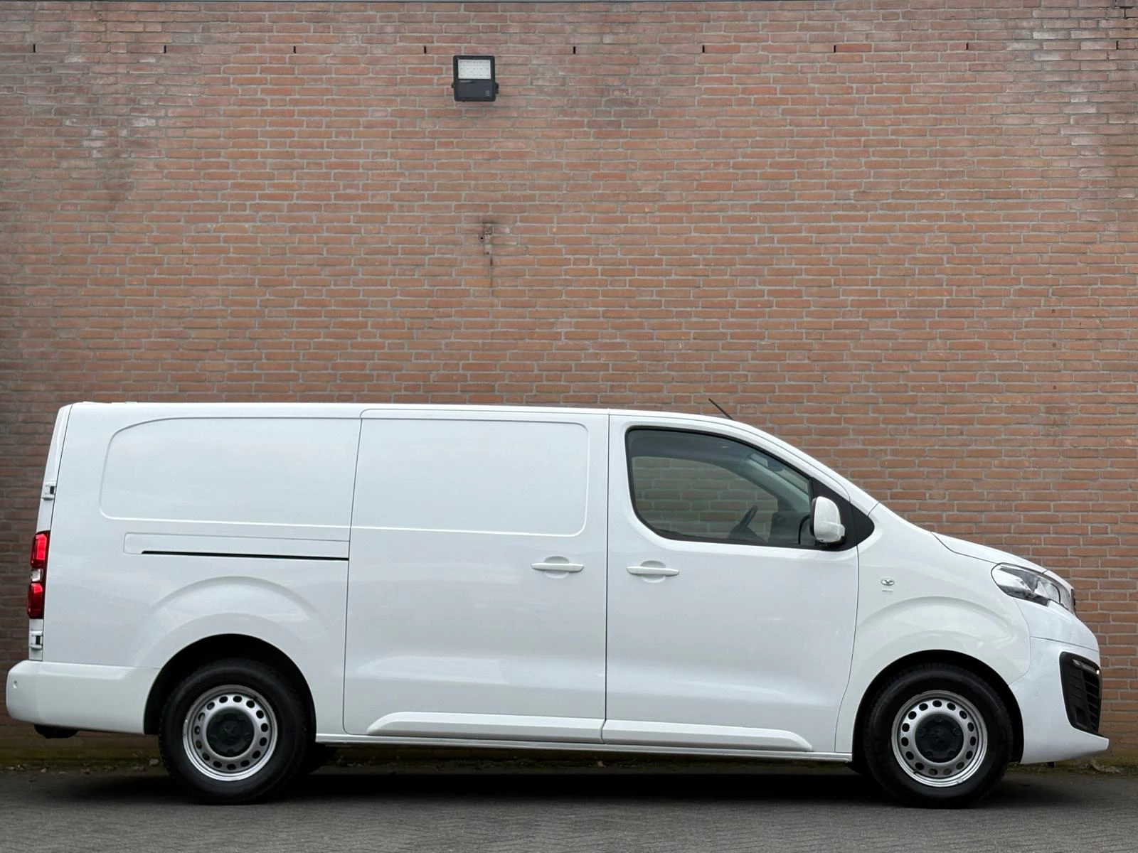 Hoofdafbeelding Peugeot Expert