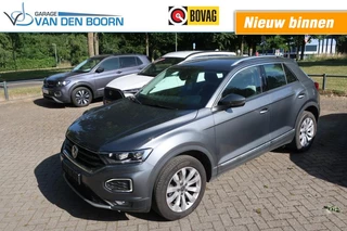 Volkswagen T-Roc 1.5 TSI 150PK, Trekhaak, Navi, Apple Carplay/ Android Auto, etc.
