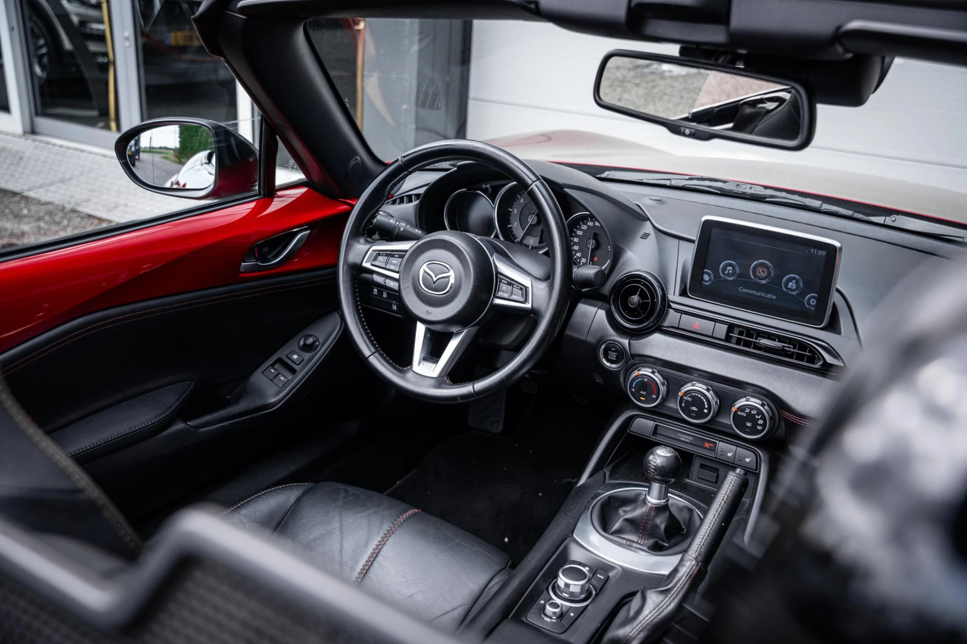 Hoofdafbeelding Mazda MX-5