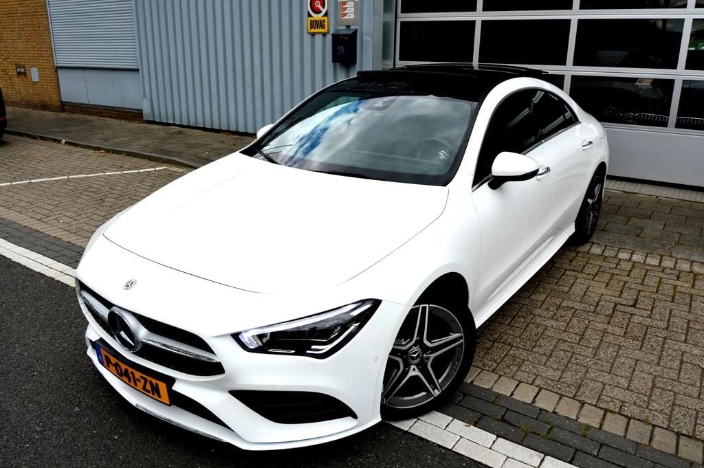 Hoofdafbeelding Mercedes-Benz CLA