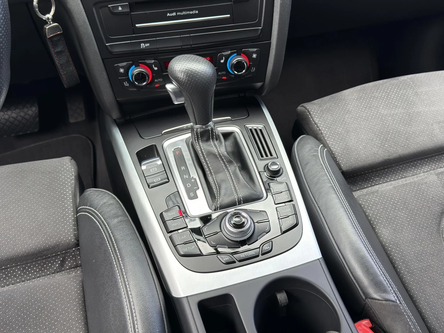 Hoofdafbeelding Audi A4