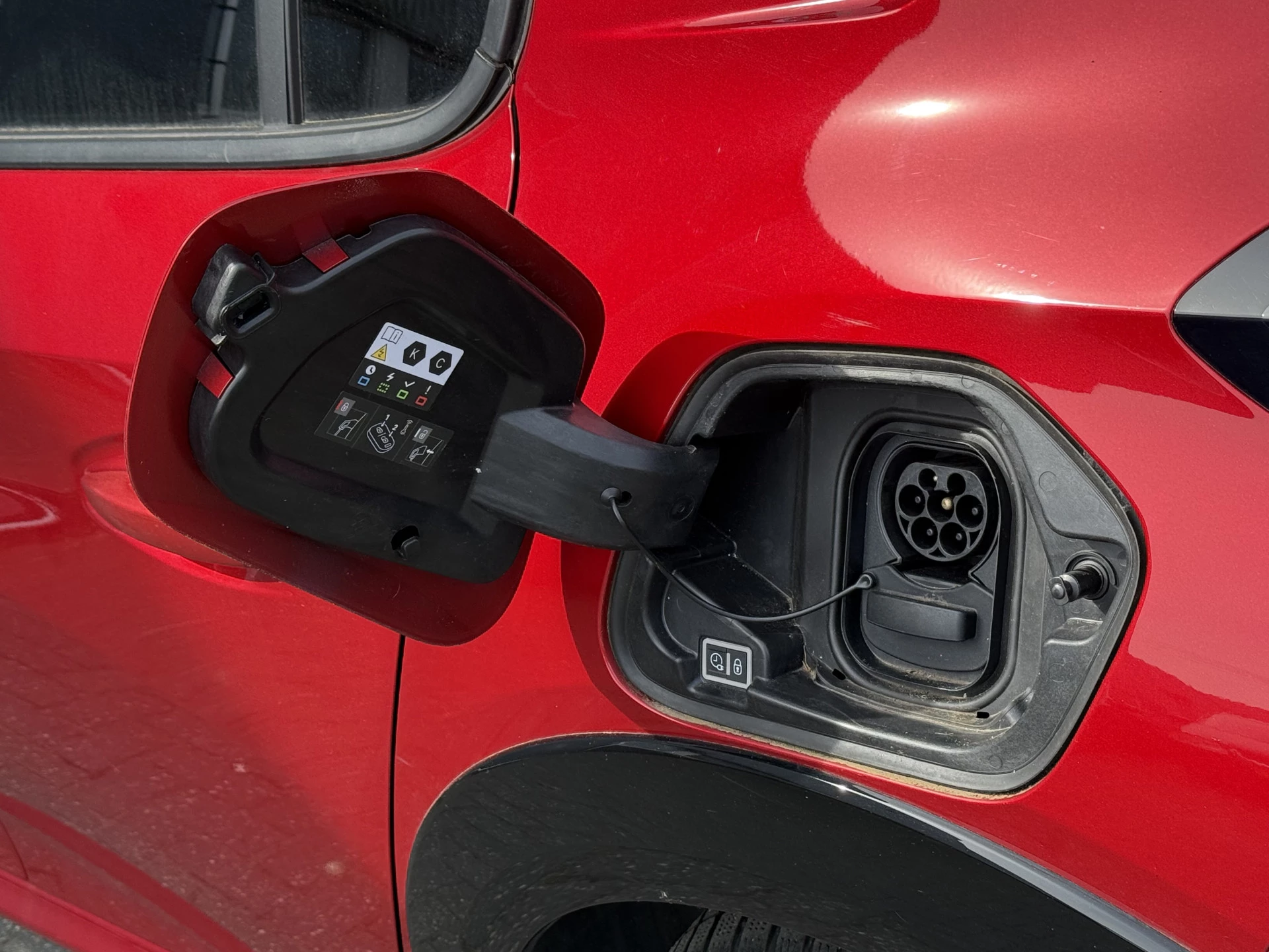 Hoofdafbeelding Peugeot e-208