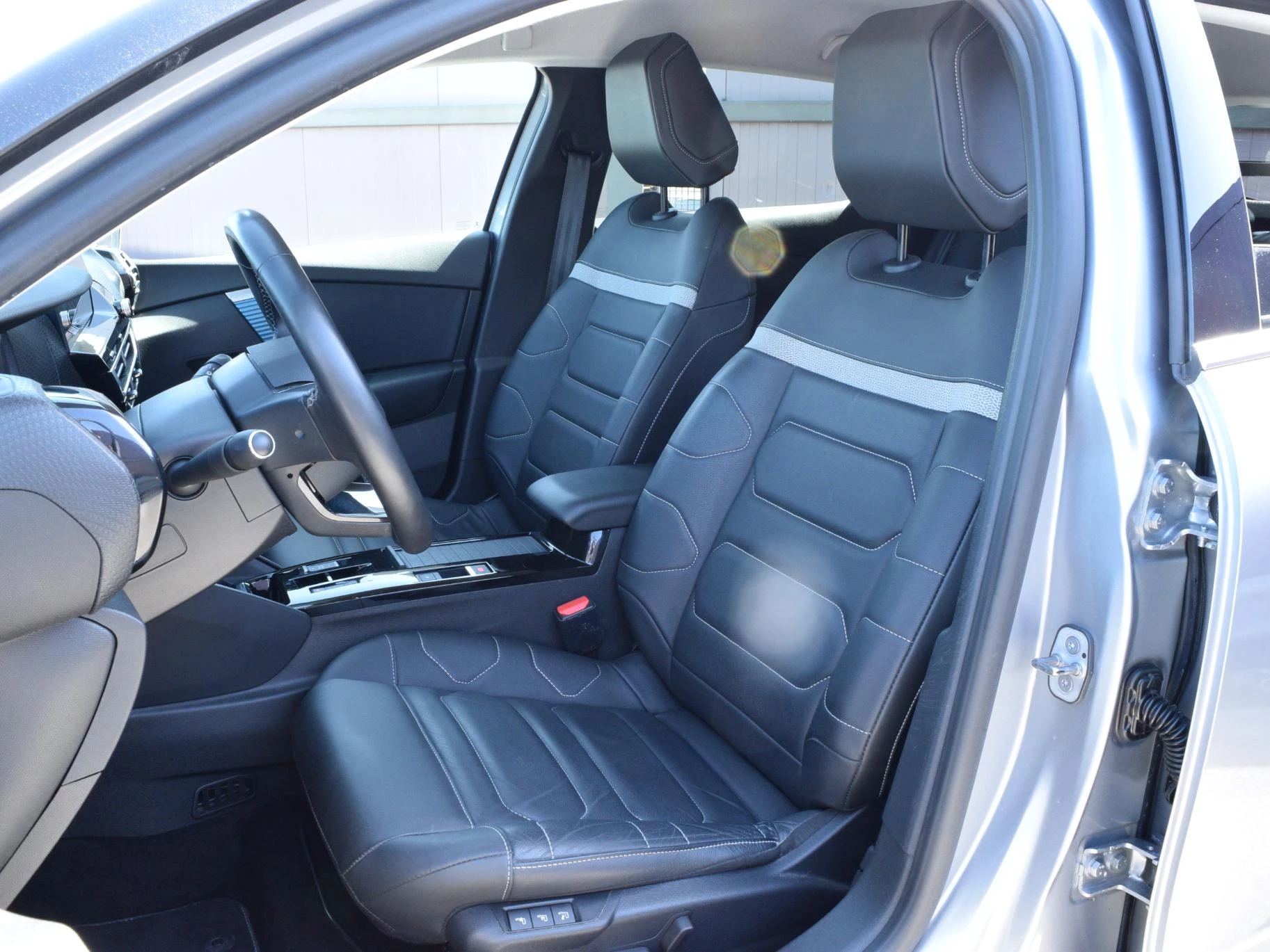 Hoofdafbeelding Citroën ë-C4
