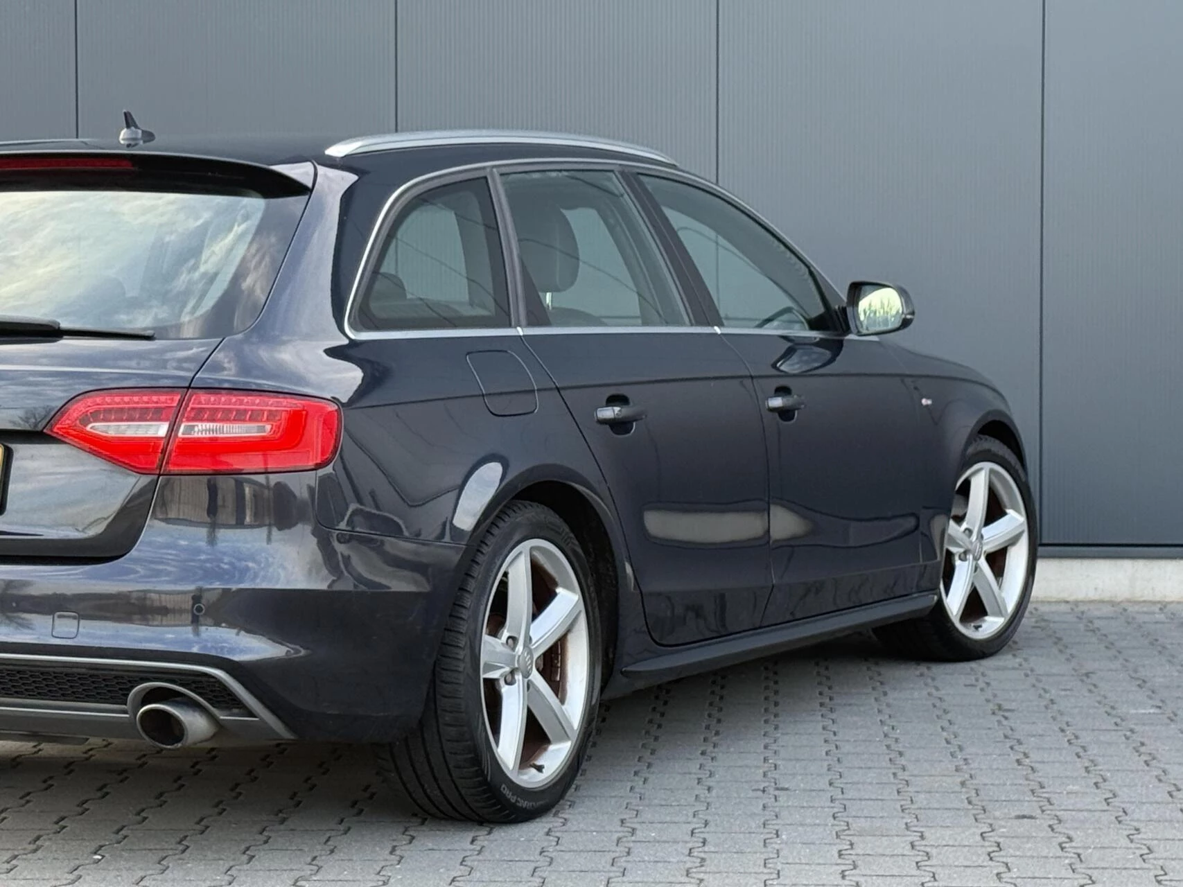 Hoofdafbeelding Audi A4