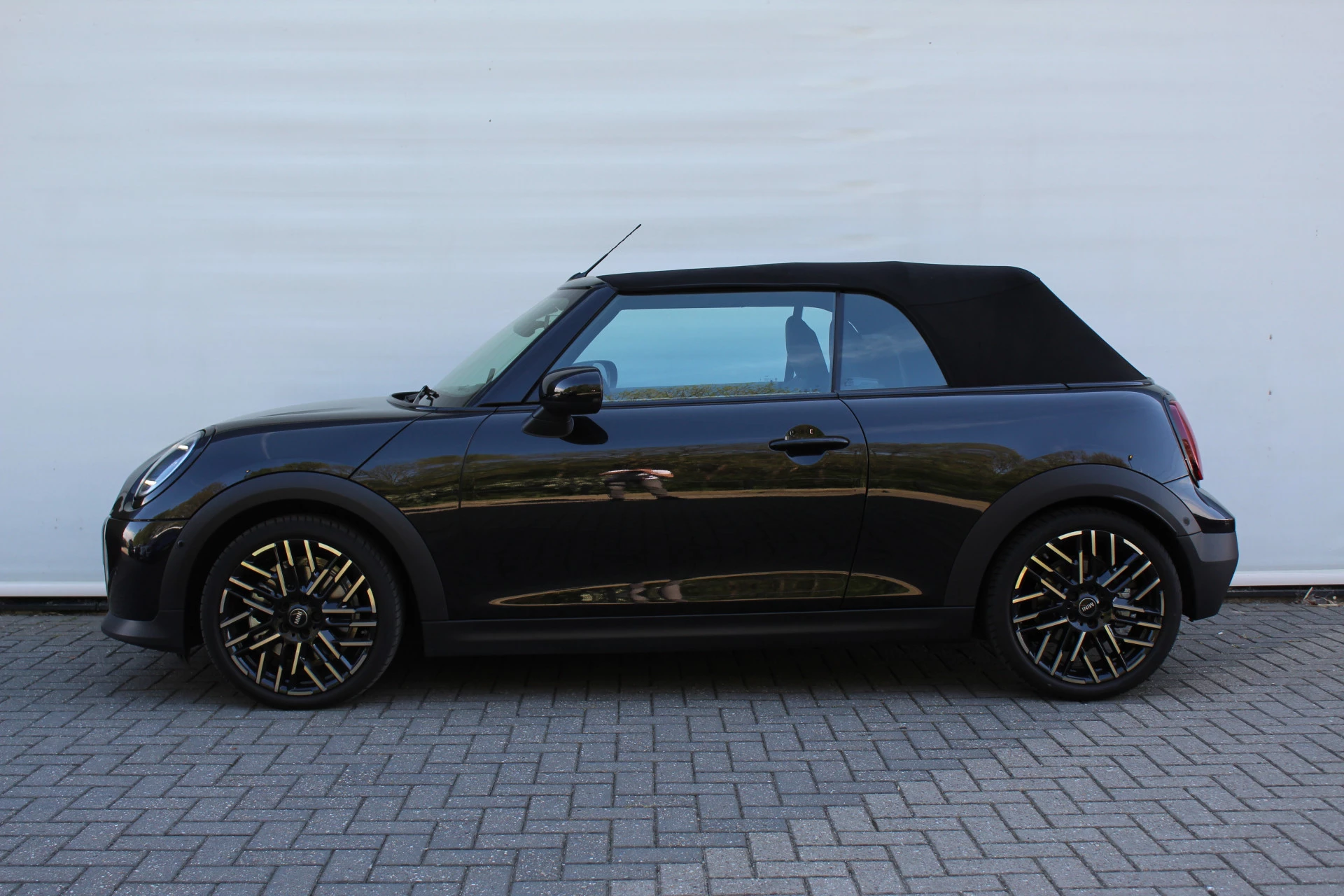 Hoofdafbeelding MINI Cooper Cabrio