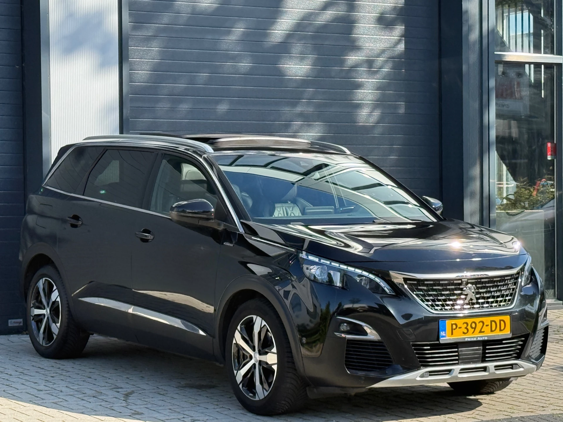 Hoofdafbeelding Peugeot 5008