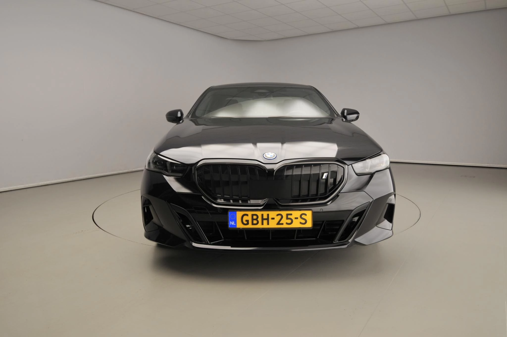 Hoofdafbeelding BMW i5