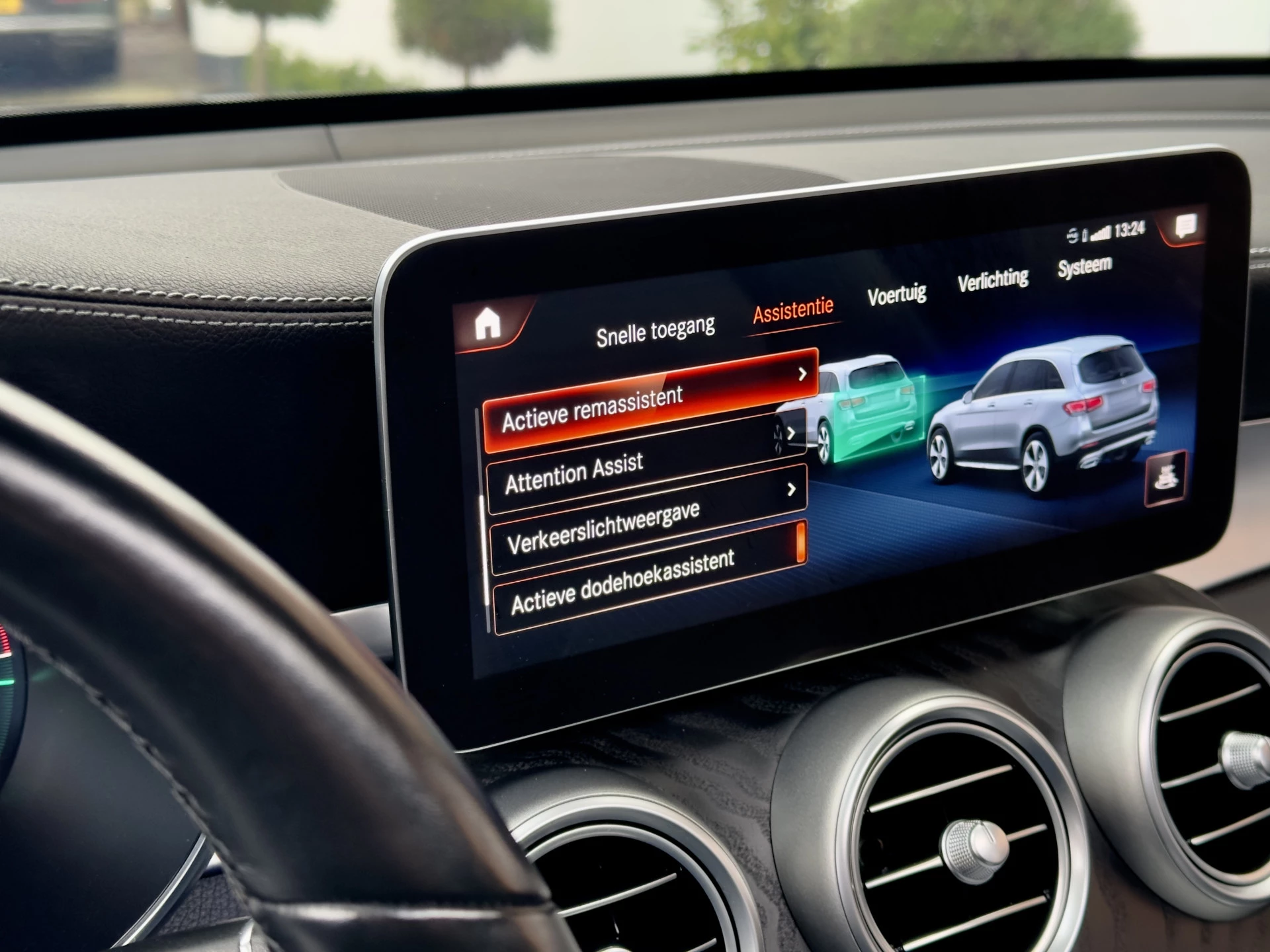 Hoofdafbeelding Mercedes-Benz GLC
