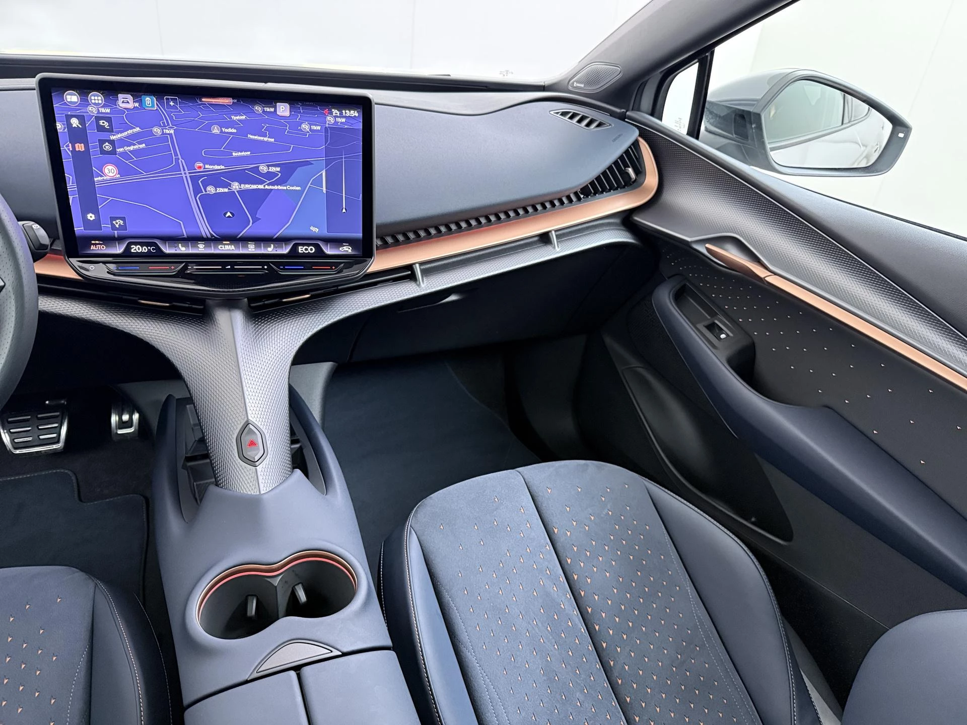 Hoofdafbeelding CUPRA Tavascan