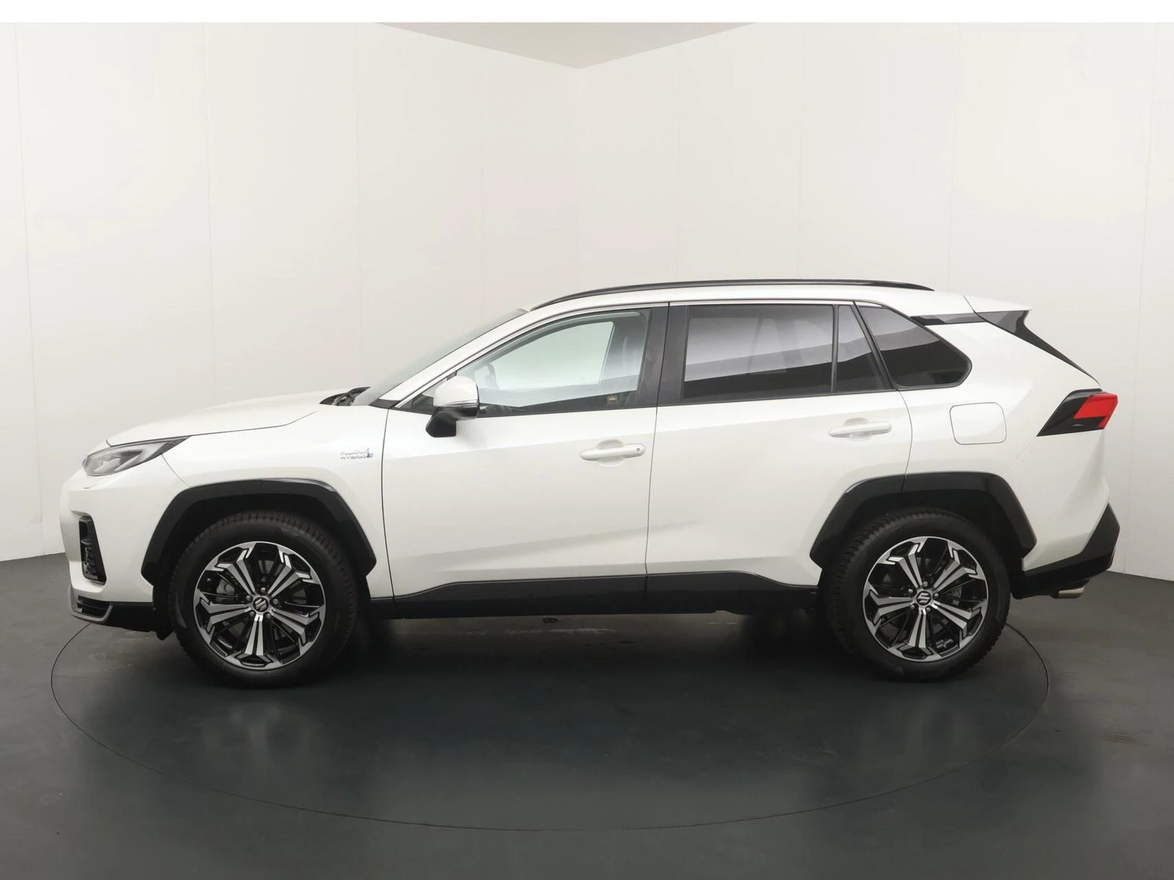 Hoofdafbeelding Suzuki Across