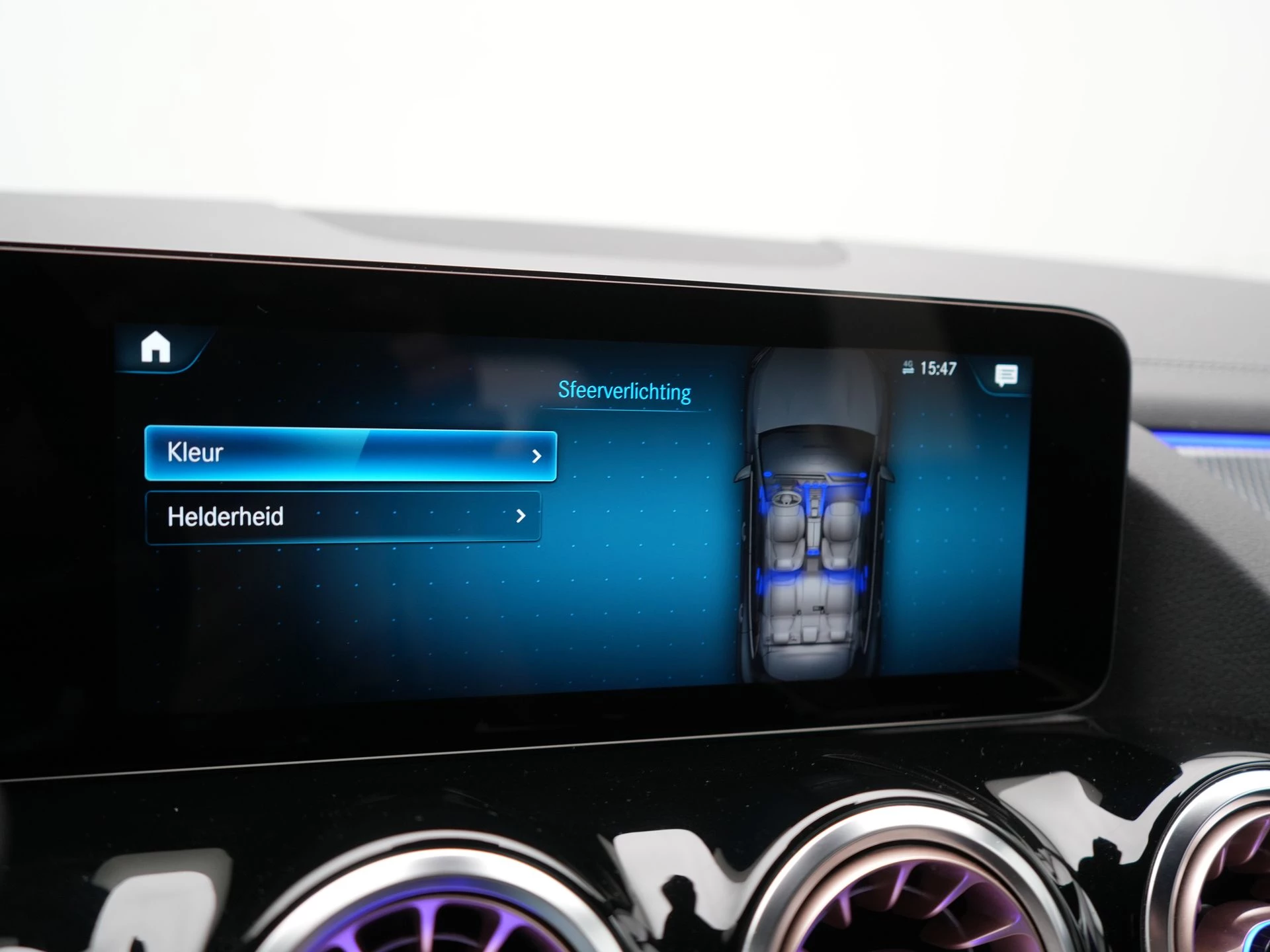 Hoofdafbeelding Mercedes-Benz EQA