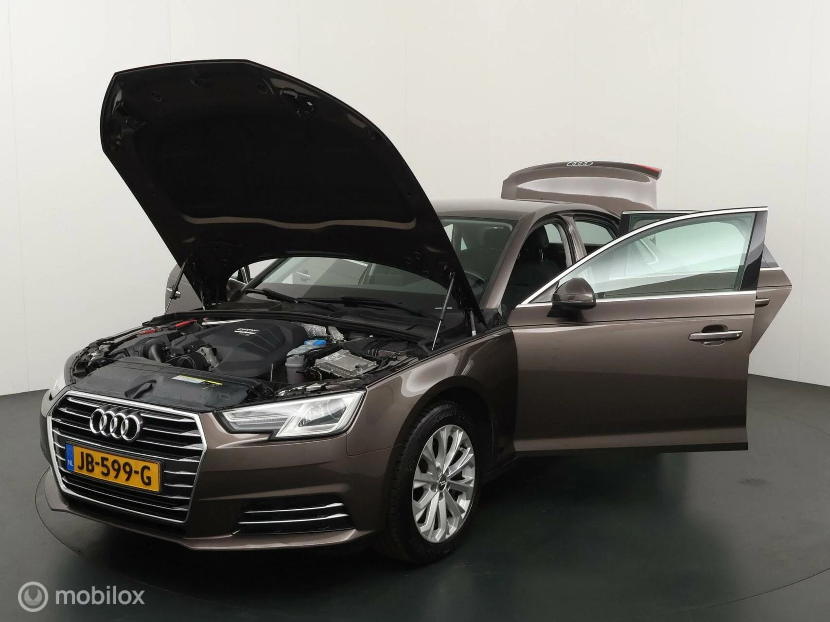 Hoofdafbeelding Audi A4